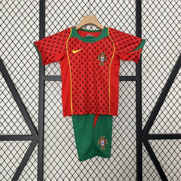 Portugal home 2004  kids kit