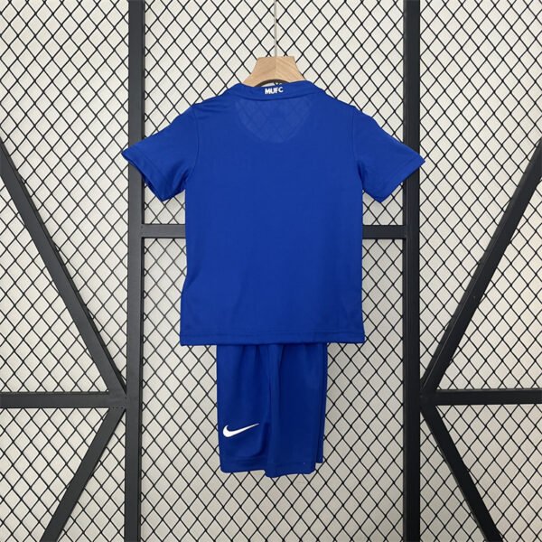 Manchester United 08 09 away retro kids kit - Image 2