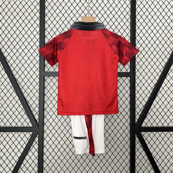 Manchester United 96 97 home retro kids kit - Image 2