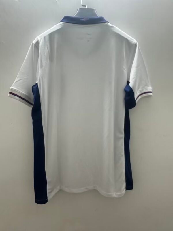 England  24  home shirt - Image 2
