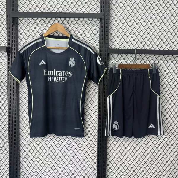 Real Madrid 25/26 away  kids kit sock