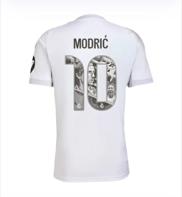 Player version 25 26  Real Madrid home MODRIC jersey