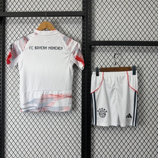 25/26 Bayern  away  kids kit sock - Image 2