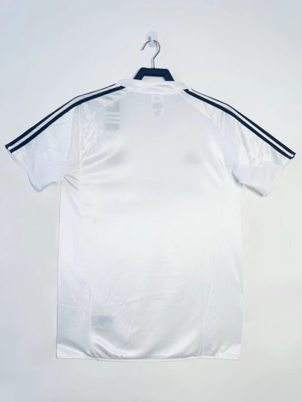 04/05 Real Madrid home  jersey - Image 2