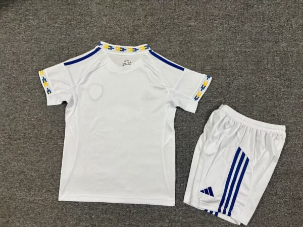 25/26 Leeds United Home kids kit sock - Image 2